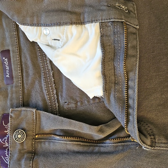 Jeans - Picture 7 of 16